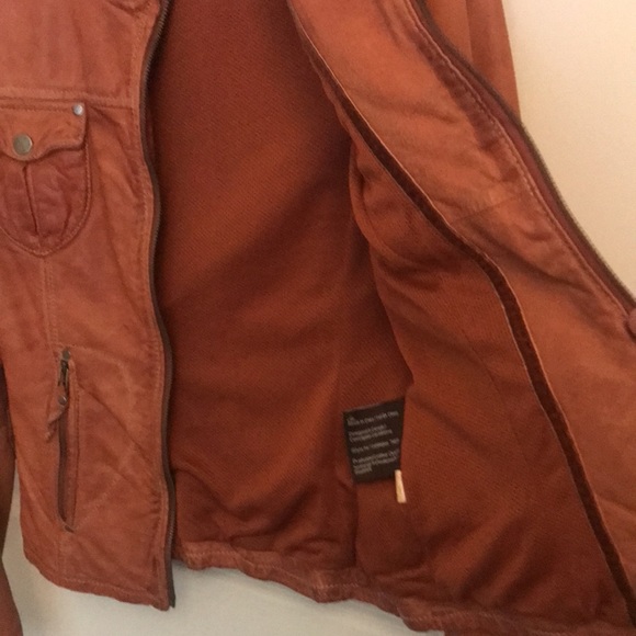 Danier Leather Jacket - Picture 6 of 10